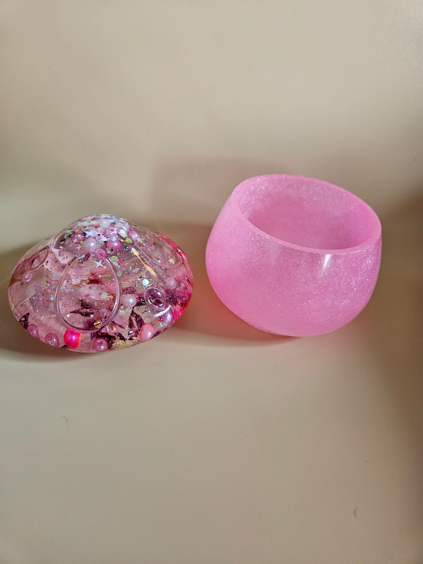 Flower mushroom pot/Storage Pink Resin Trinket Jar/Whimsical Spring Summer Home Decor/Keepsake jewellery storage dish/Nature lover gift