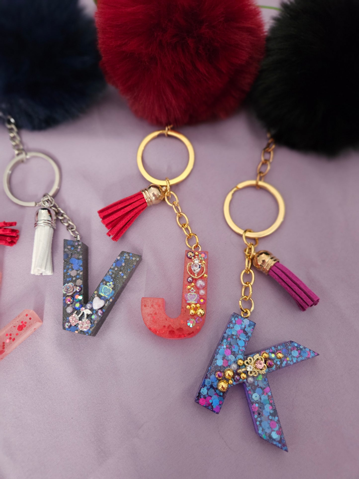 Personalised letter keyring with pom pom/resin embellished alphabet letter bag charm/made to order /bridesmaid party bag gifts/ birthday