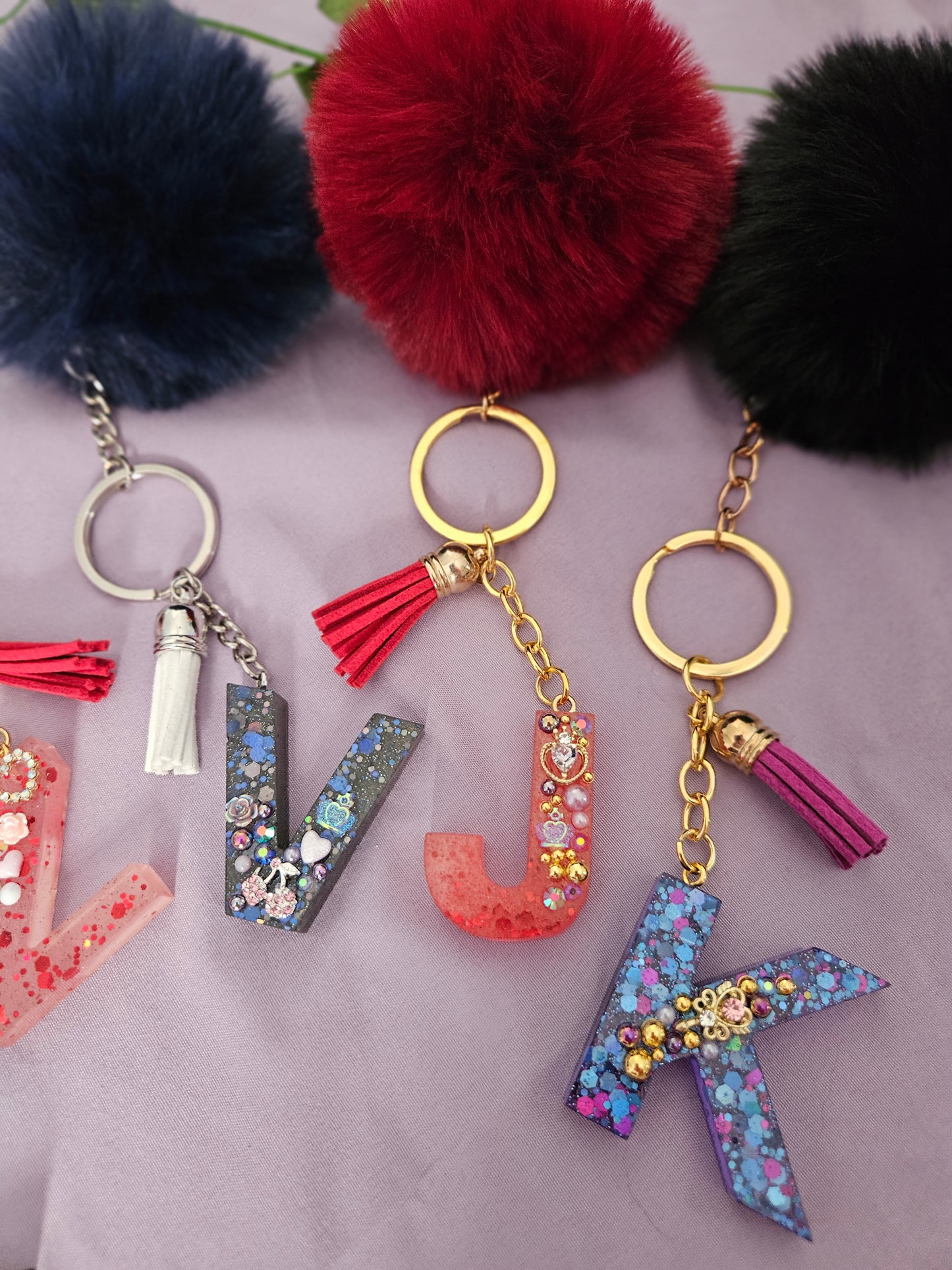 Personalised letter keyring with pom pom/resin embellished alphabet letter bag charm/made to order /bridesmaid party bag gifts/ birthday