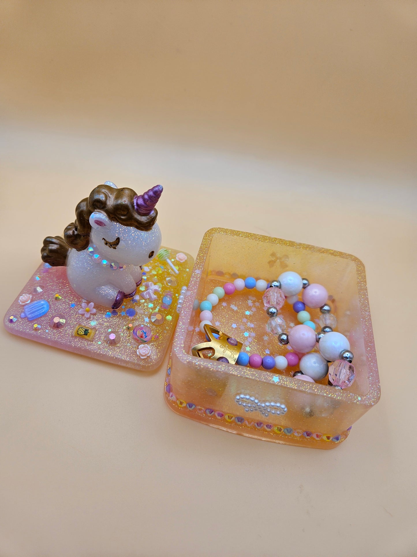 Unicorn jewellery box/Handcrafted Keepsake box for Baby First Curl /Tooth /Whimsy Home Decor/Unique Jewellery box with Sparkles/ Magical Birthday Gift