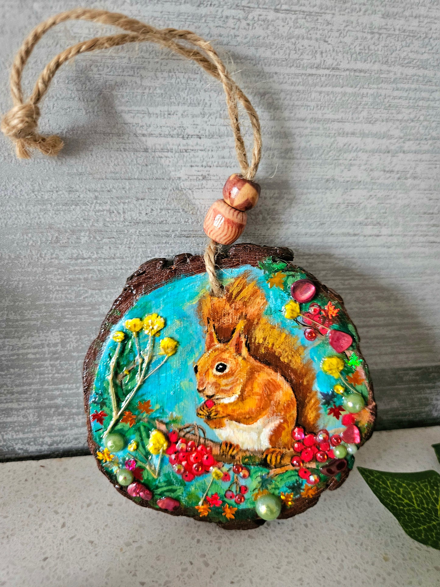 Hand painted Wood Slice/Wood painting/Whimsy red squirrel/ Home Decor/Gift for animal lover/art  Birthday gift for mum dad gran papa