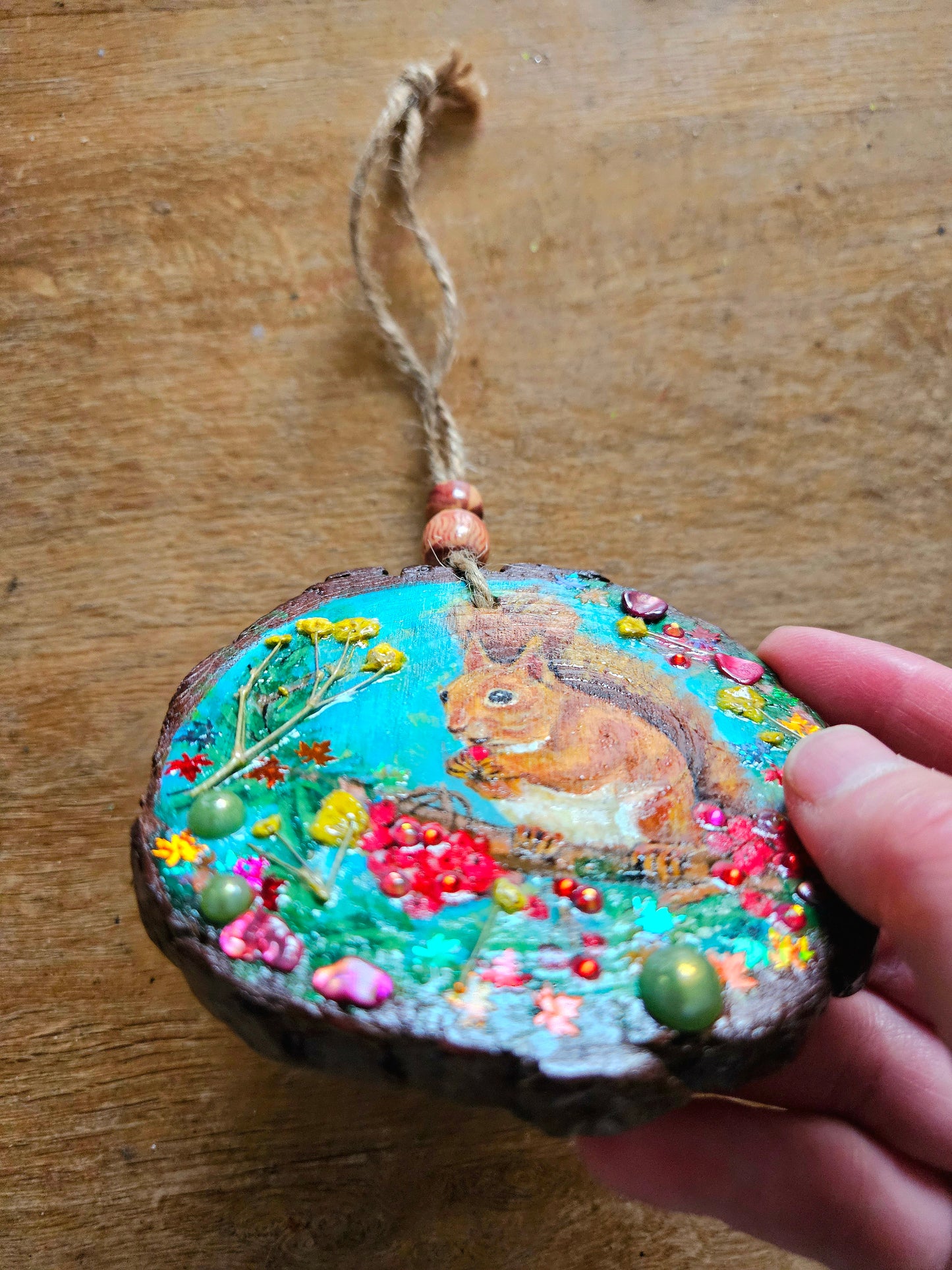 Hand painted Wood Slice/Wood painting/Whimsy red squirrel/ Home Decor/Gift for animal lover/art  Birthday gift for mum dad gran papa