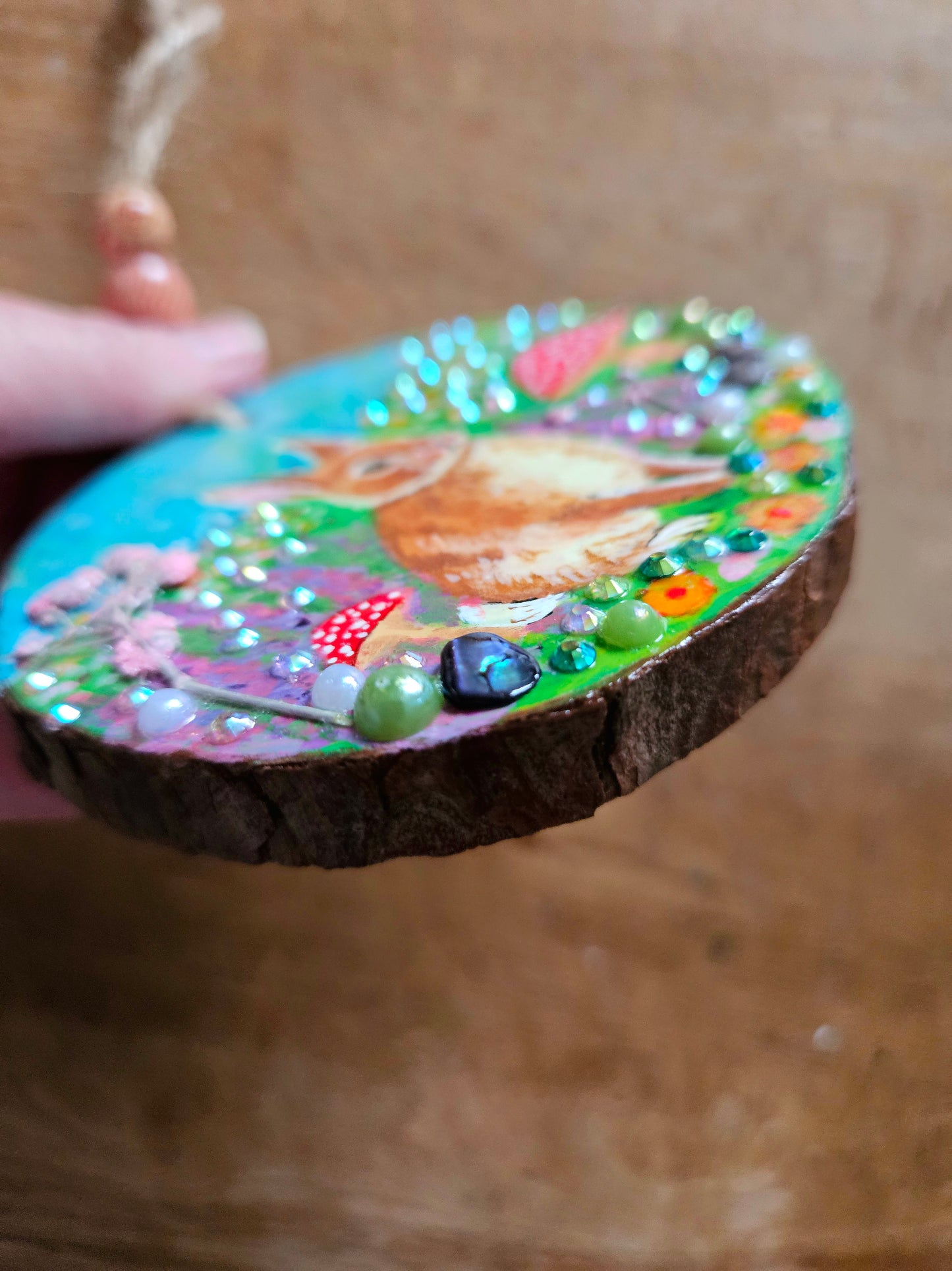 Handpainted wood slice with rabbit & mushroom/Handmade whimsical/summer home decor/Hanging artwork for cosy home/Nursery accessories