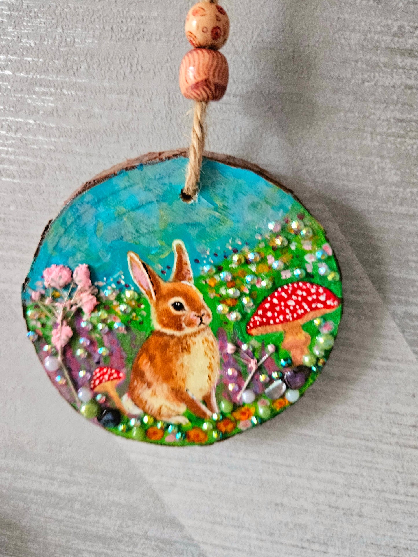 Handpainted wood slice with rabbit & mushroom/Handmade whimsical/summer home decor/Hanging artwork for cosy home/Nursery accessories