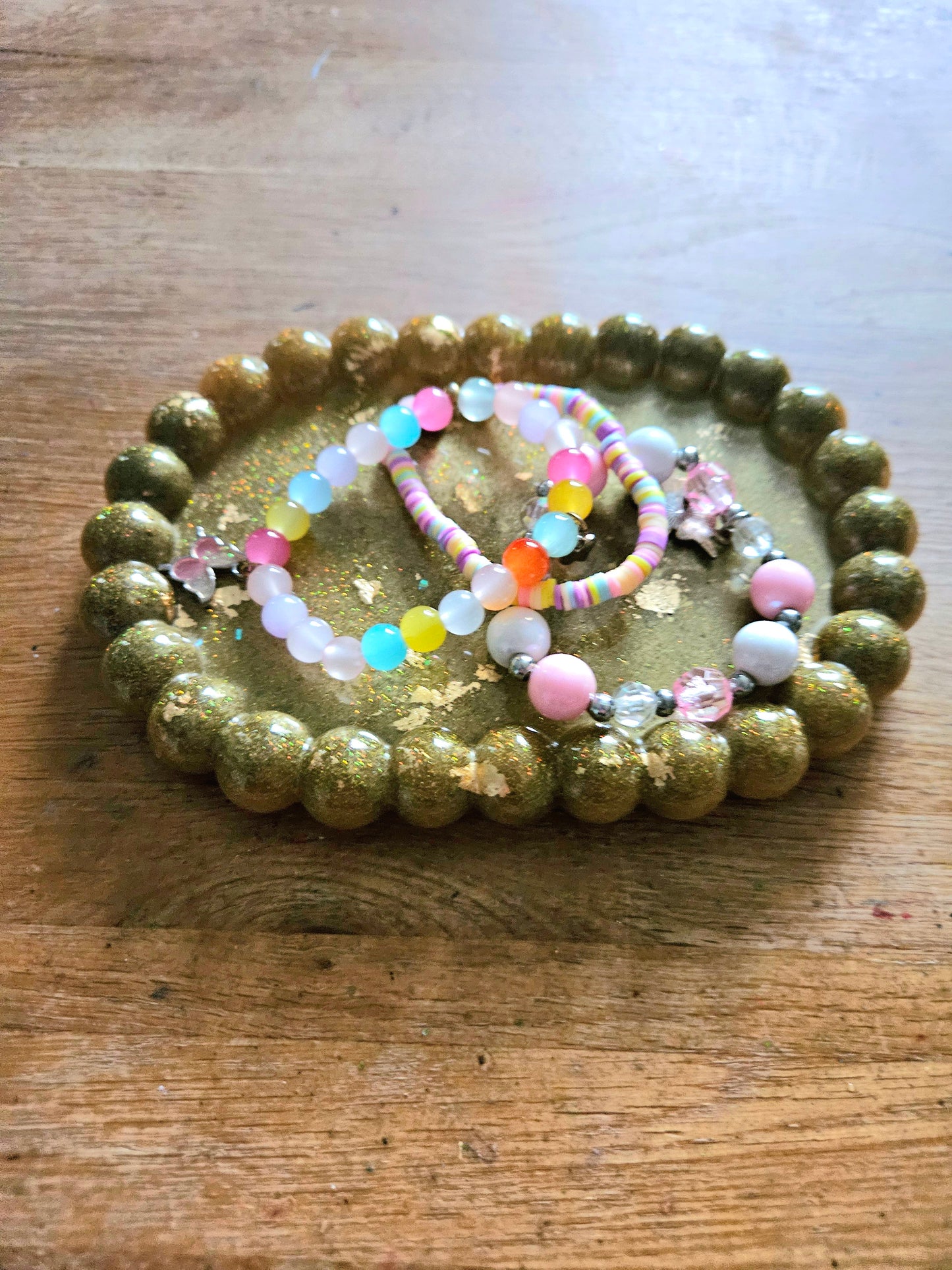 Bubble rim gold tray/ Decorative and stylish home decor resin jewellery tray or trinket dish for bedroom or anywhere in the home to add style.