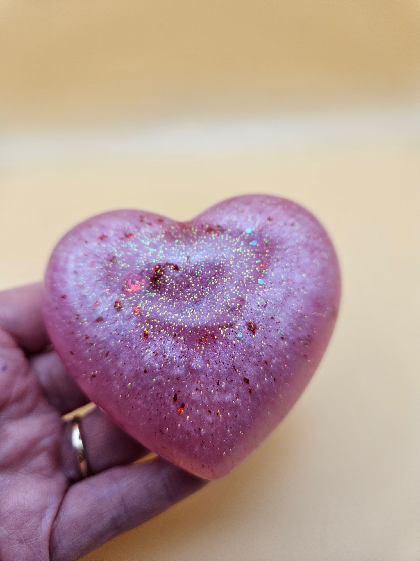 Resin heart ornament/sparkly pink paperweight/new home job/anniversary/birthday gift/romantic unique gift/mum sister gran
