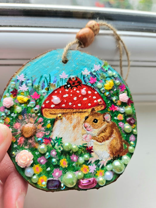 Hand painted little fieldmouse looking for food. Whimsical handmade home decor/,creations. Wood slice painting for animal/nature lover.