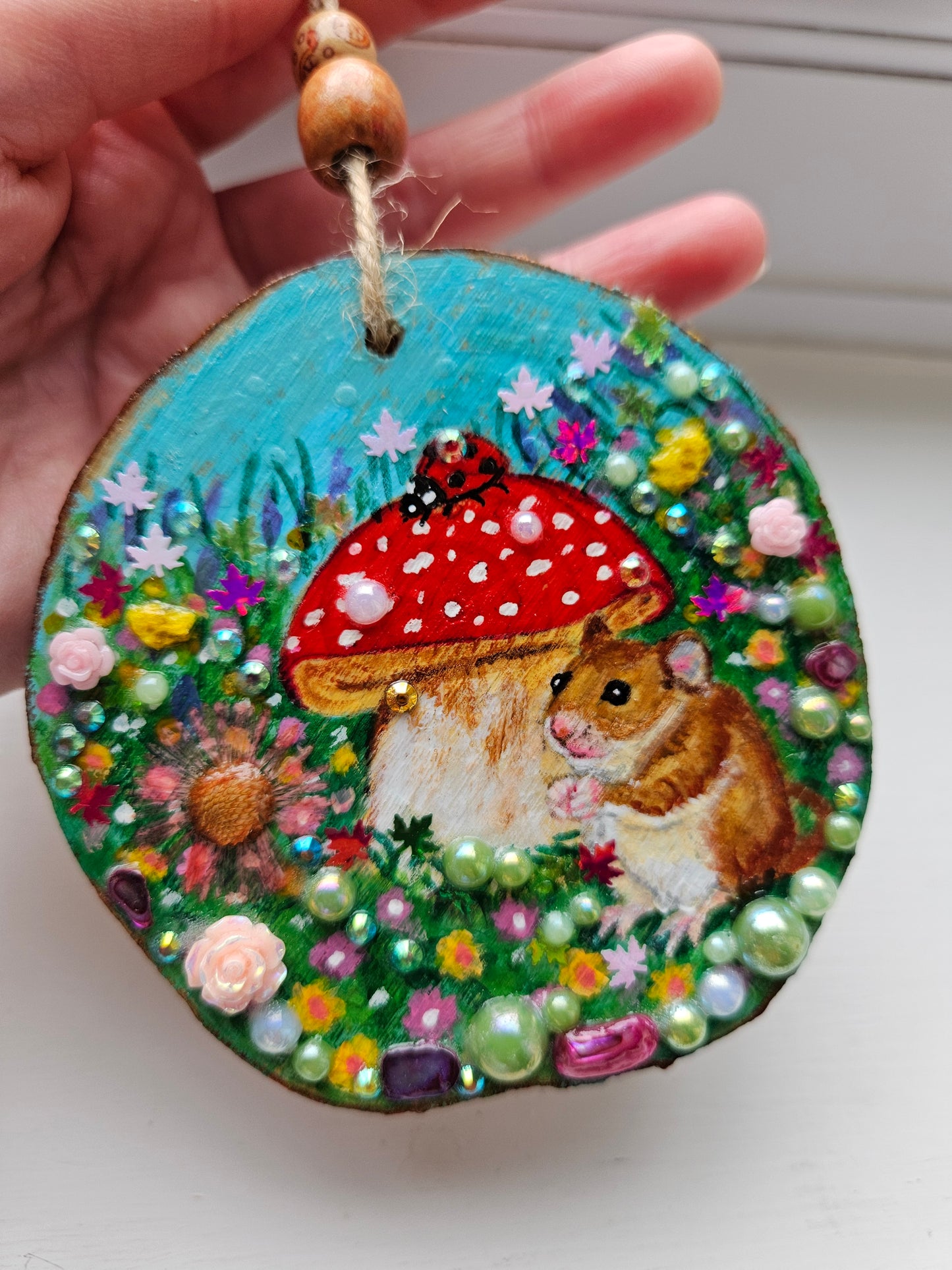 Hand painted little fieldmouse looking for food. Whimsical handmade home decor/,creations. Wood slice painting for animal/nature lover.