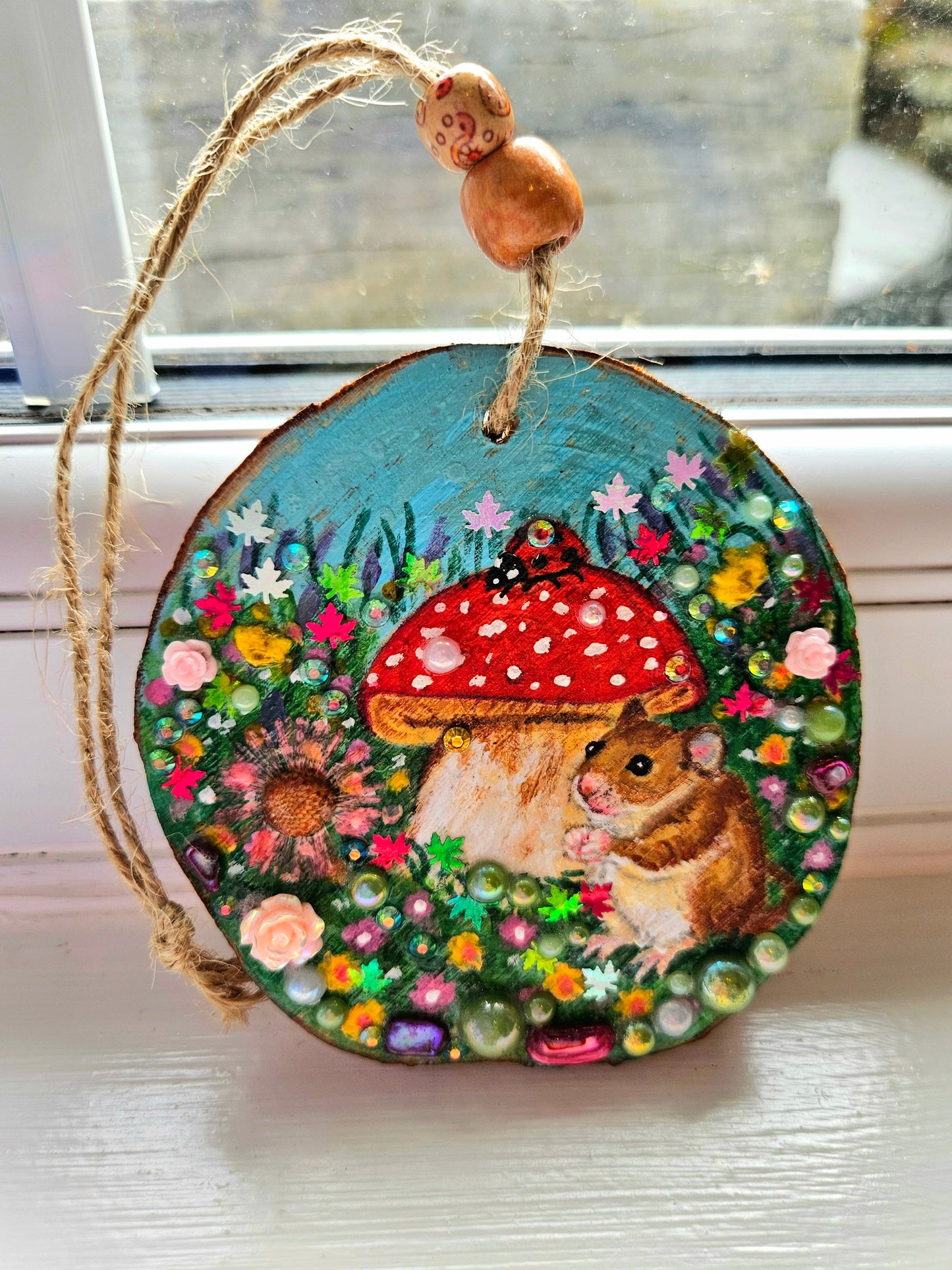 Hand painted little fieldmouse looking for food. Whimsical handmade home decor/,creations. Wood slice painting for animal/nature lover.