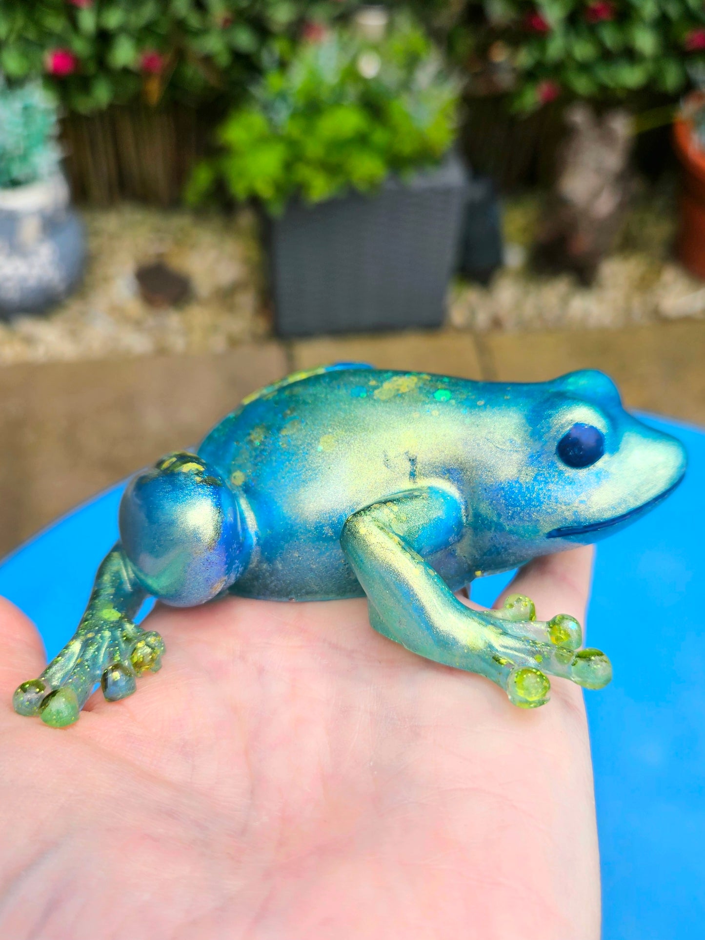 Frog Figurine/Home Decor Accessories/ Whimsical Resin art