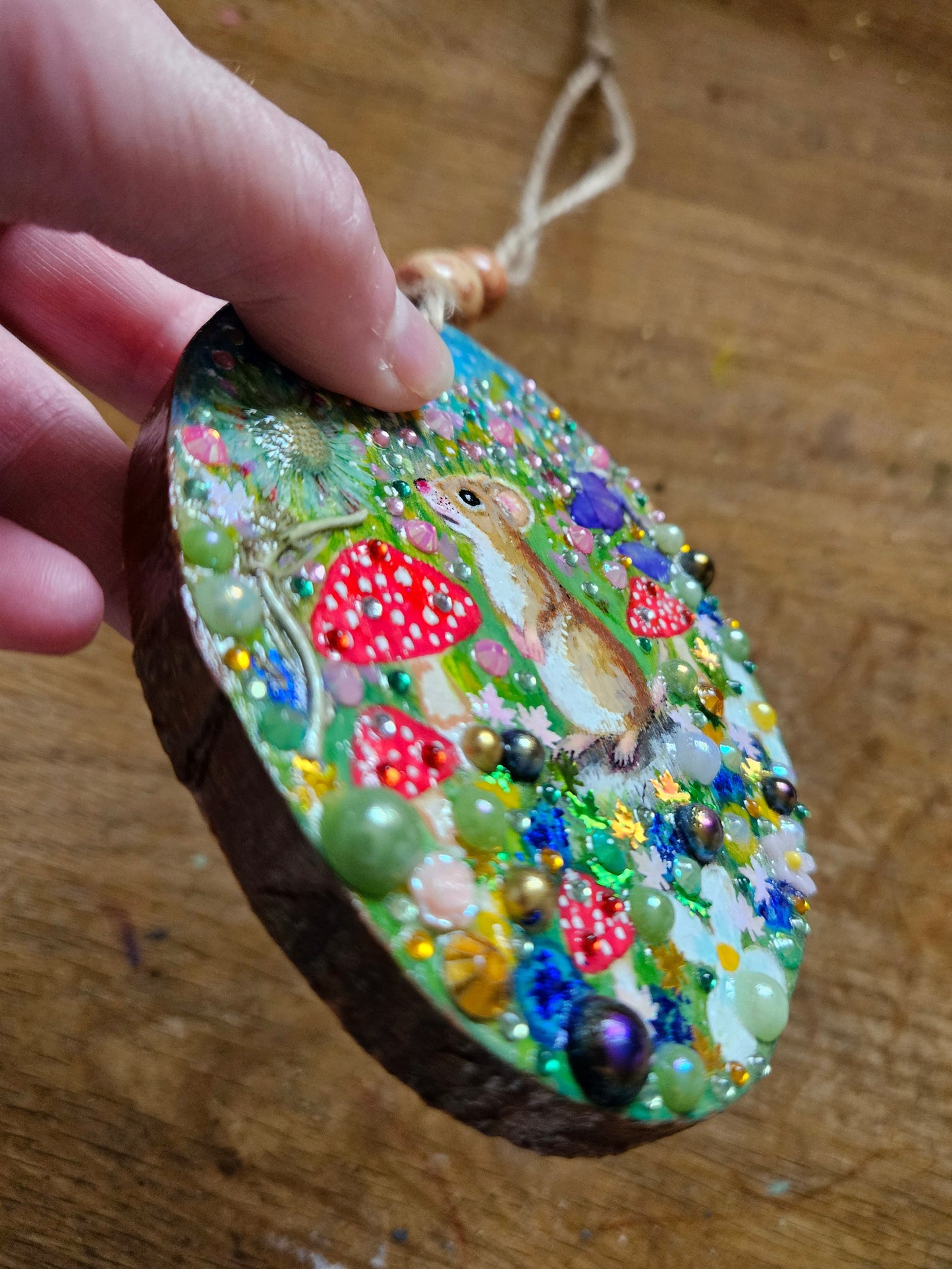 Hand painted little fieldmouse/whimsical handmade home decor/creations/wood slice painting for animal/nature lover