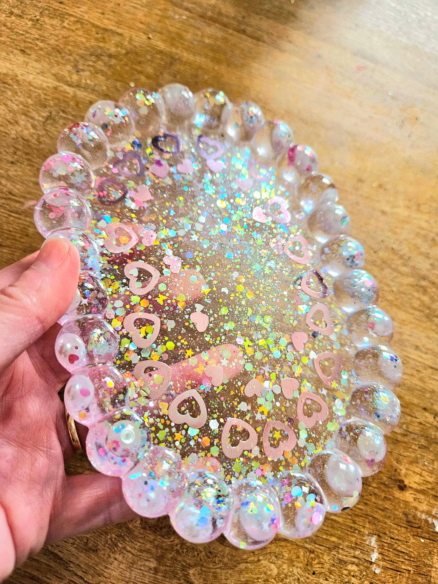 Bubble rim pearl and loveheart tray/Decorative and stylish home decor/Resin jewellery holder/dish/New Home, Anniversay or Birthday Gift