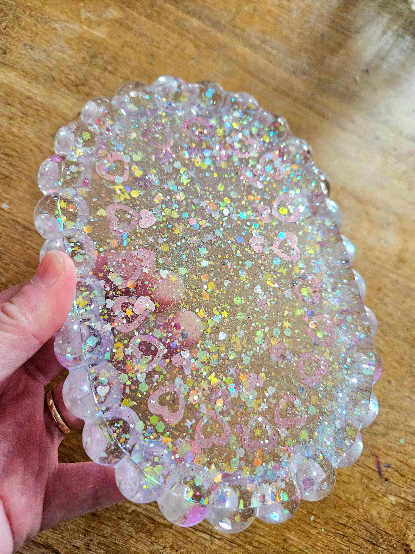 Bubble rim pearl and loveheart tray/Decorative and stylish home decor/Resin jewellery holder/dish/New Home, Anniversay or Birthday Gift