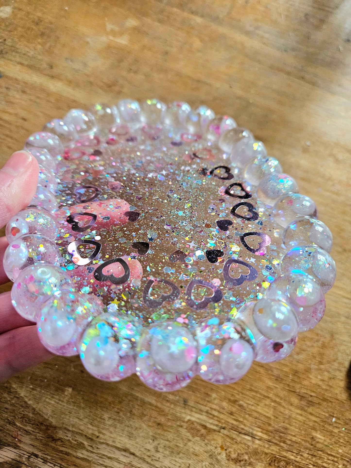 Bubble rim pearl and loveheart tray/Decorative and stylish home decor/Resin jewellery holder/dish/New Home, Anniversay or Birthday Gift