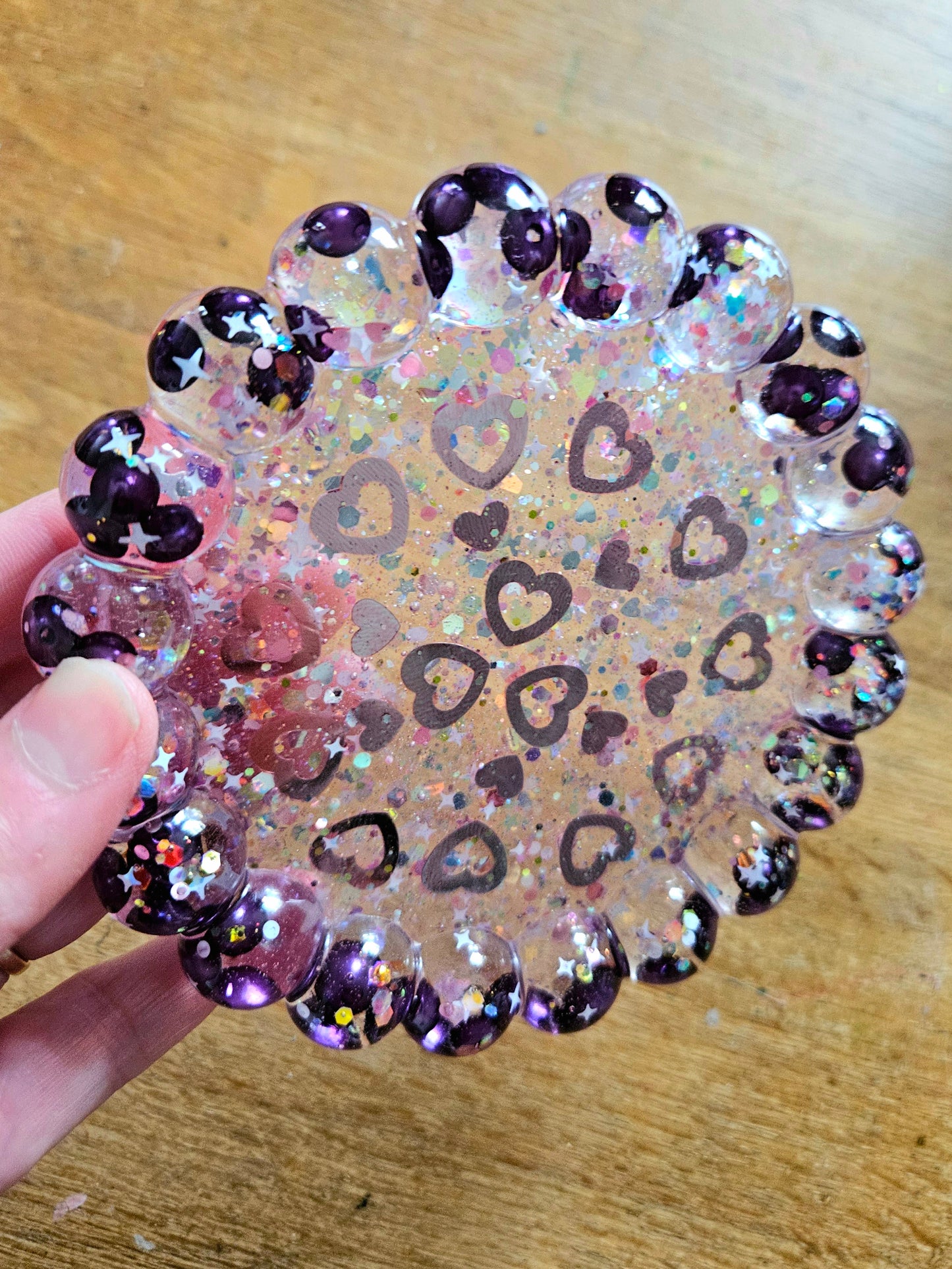 Bubble rim pearl and loveheart trinket dish/Decorative resin coaster or holder/Whimsy home decor/ Anniversay or Birthday Gift