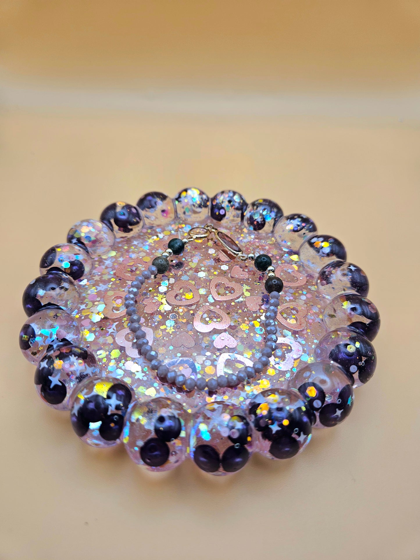 Bubble rim pearl and loveheart trinket dish/Decorative resin coaster or holder/Whimsy home decor/ Anniversay or Birthday Gift