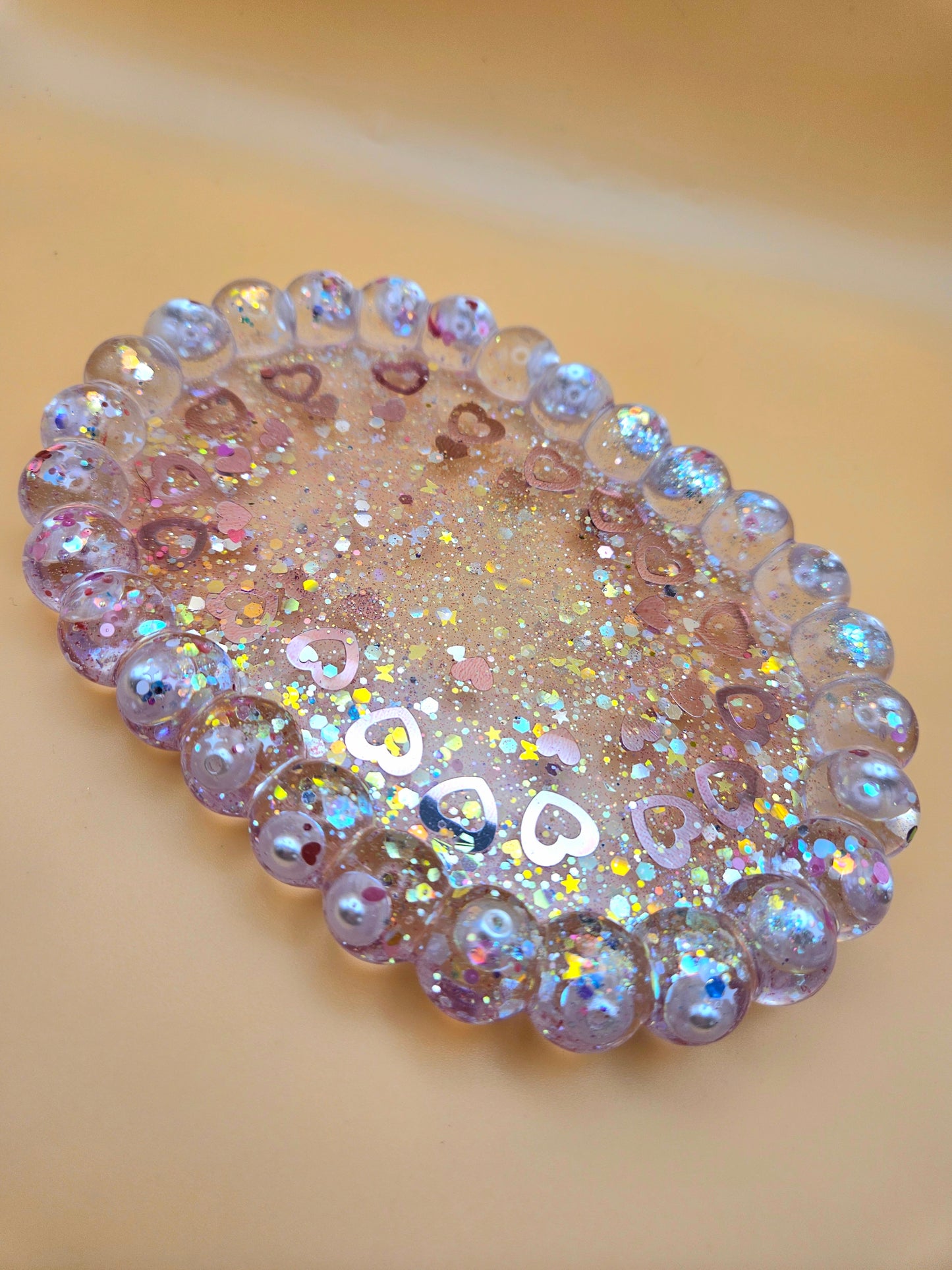 Bubble rim pearl and loveheart tray/Decorative and stylish home decor/Resin jewellery holder/dish/New Home, Anniversay or Birthday Gift