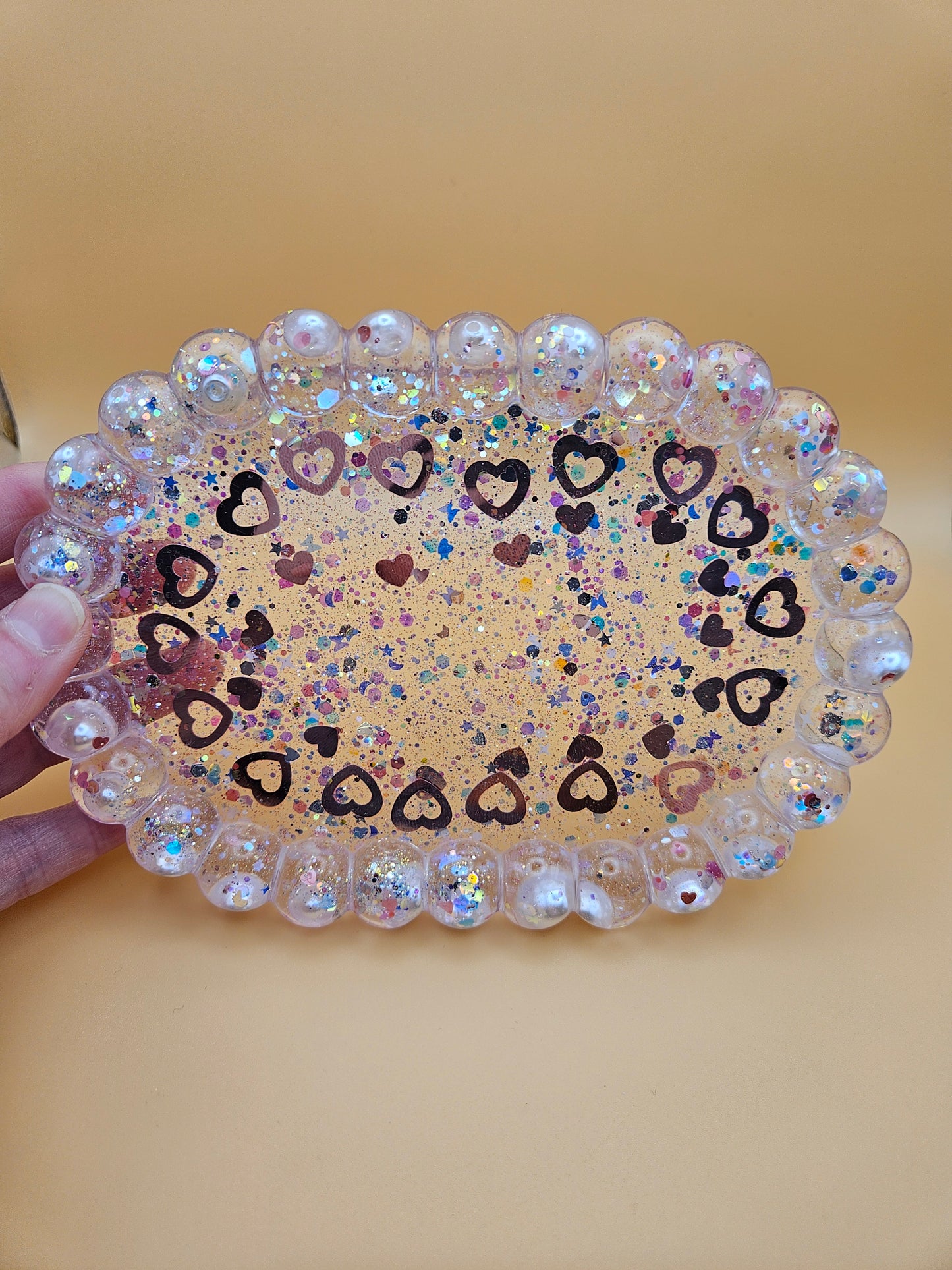 Bubble rim pearl and loveheart tray/Decorative and stylish home decor/Resin jewellery holder/dish/New Home, Anniversay or Birthday Gift